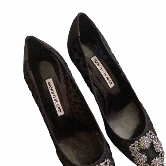 Manolo Blahnik Hangisi Polka Dot Mesh Heels Pump - Picture 5 of 10